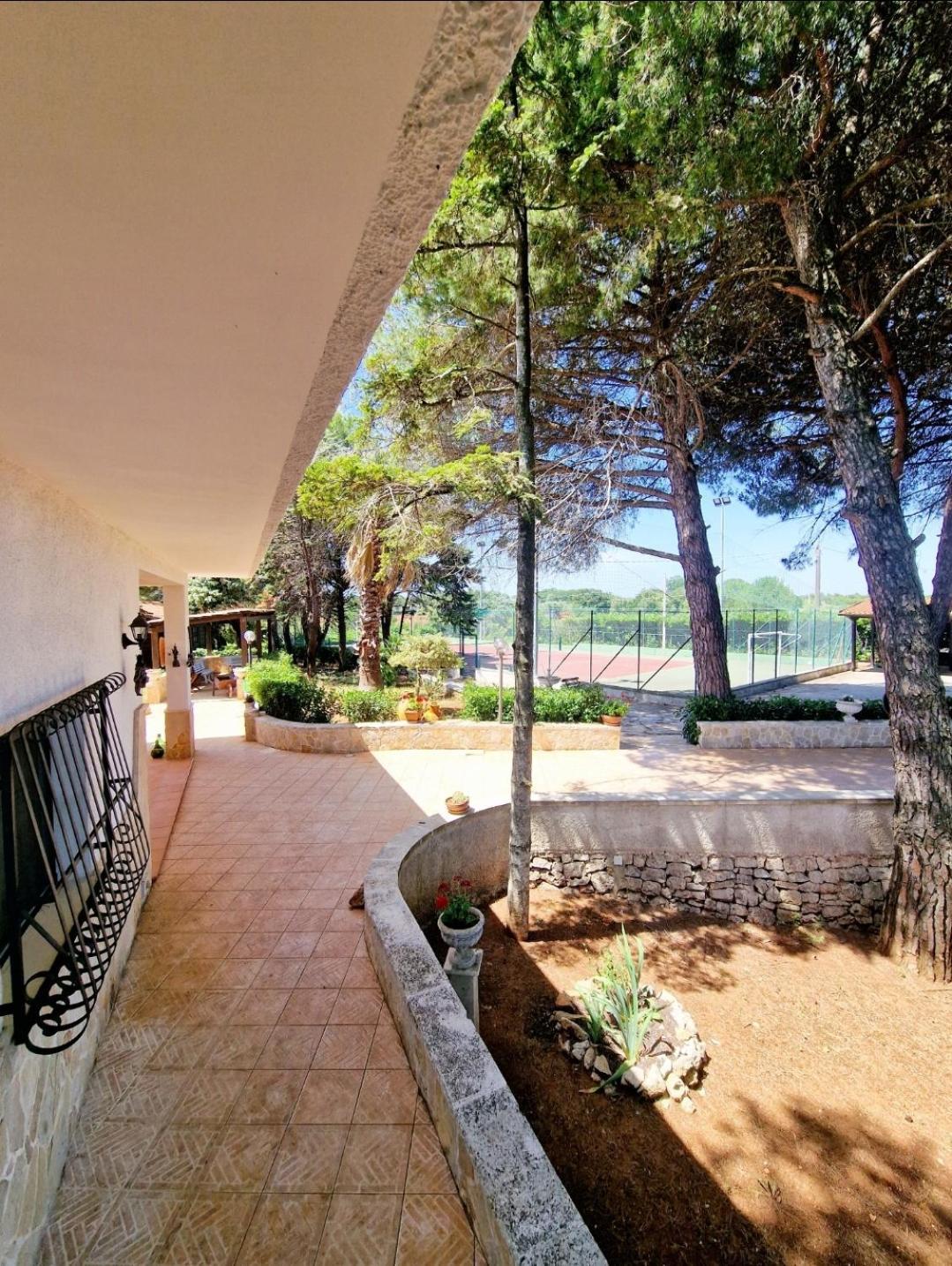 Villa Elisa Trulliandmore - Pool And Tennis Court Martina Franca Exterior foto